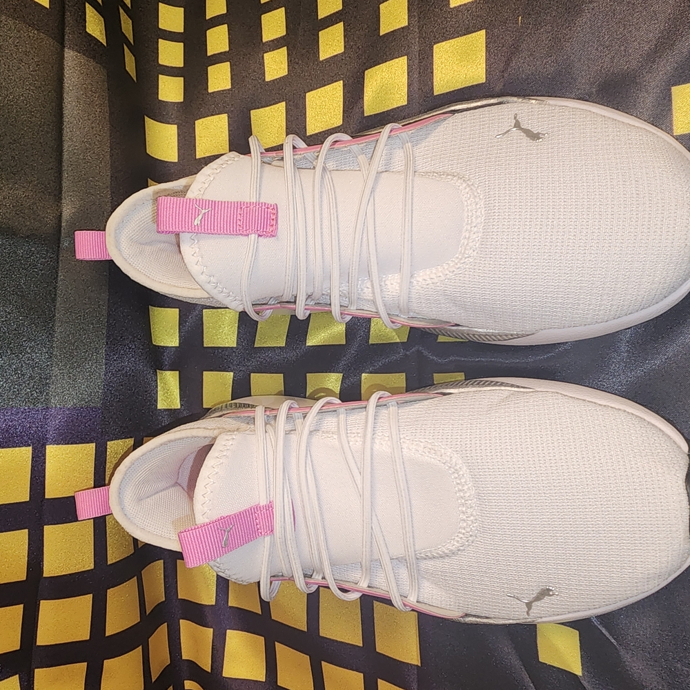 Puma White and Pink Sneakers